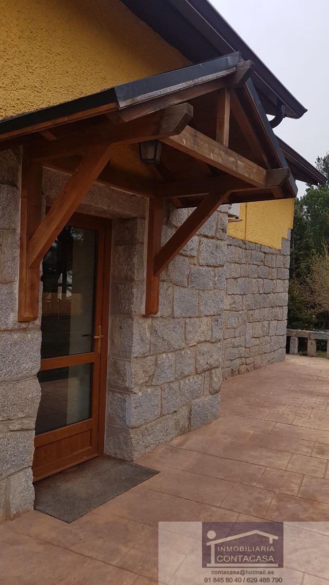 Venta de casa en Becerril de la Sierra