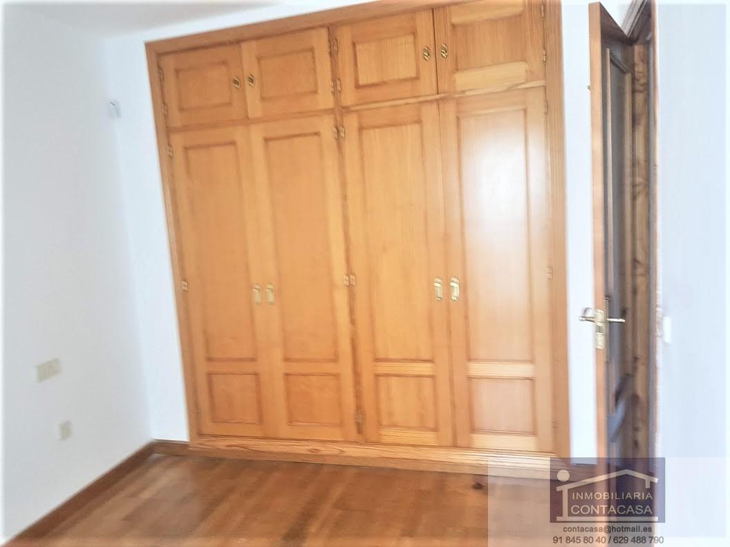 For sale of flat in Miraflores de la Sierra