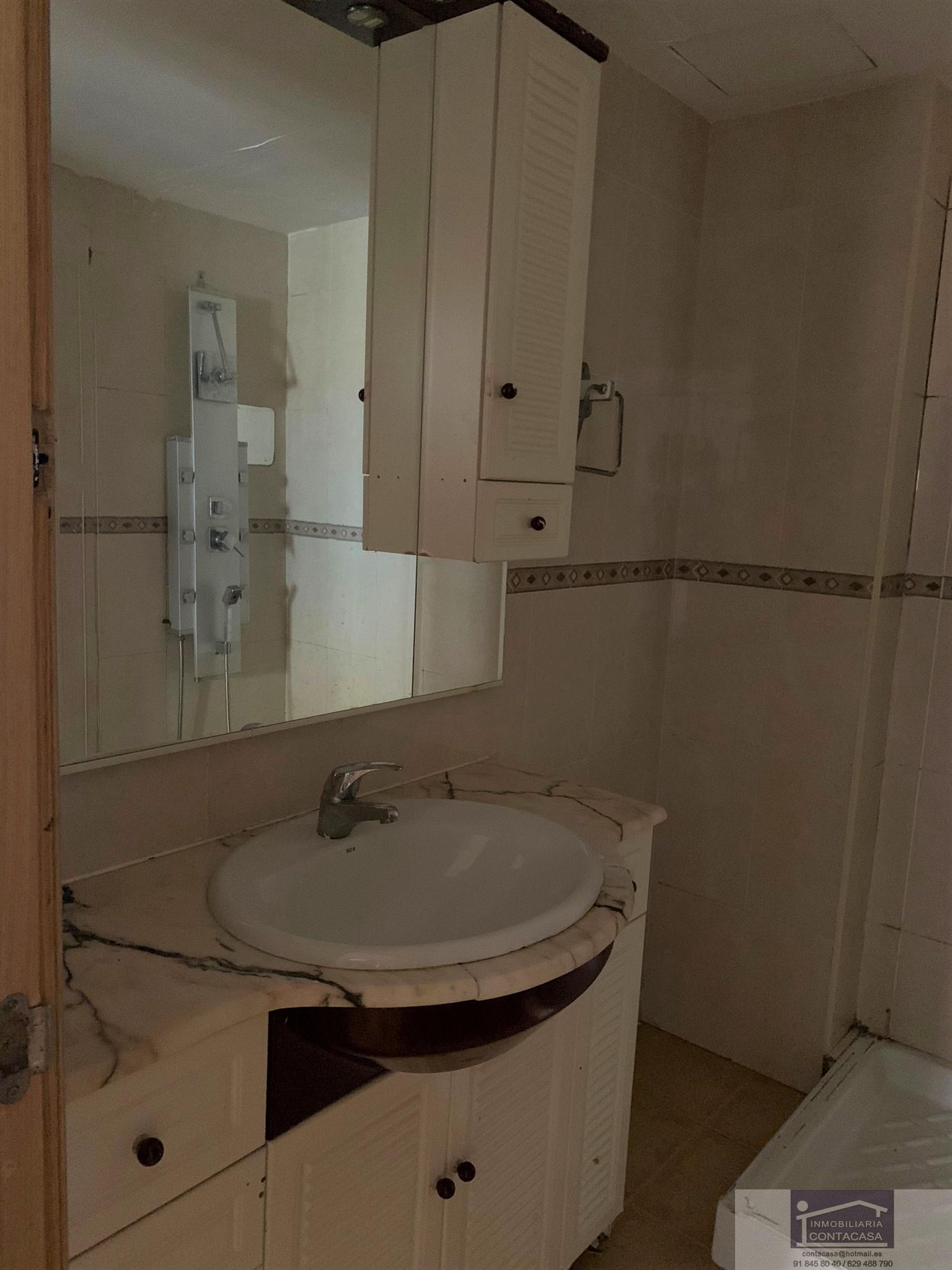 For sale of flat in Móstoles