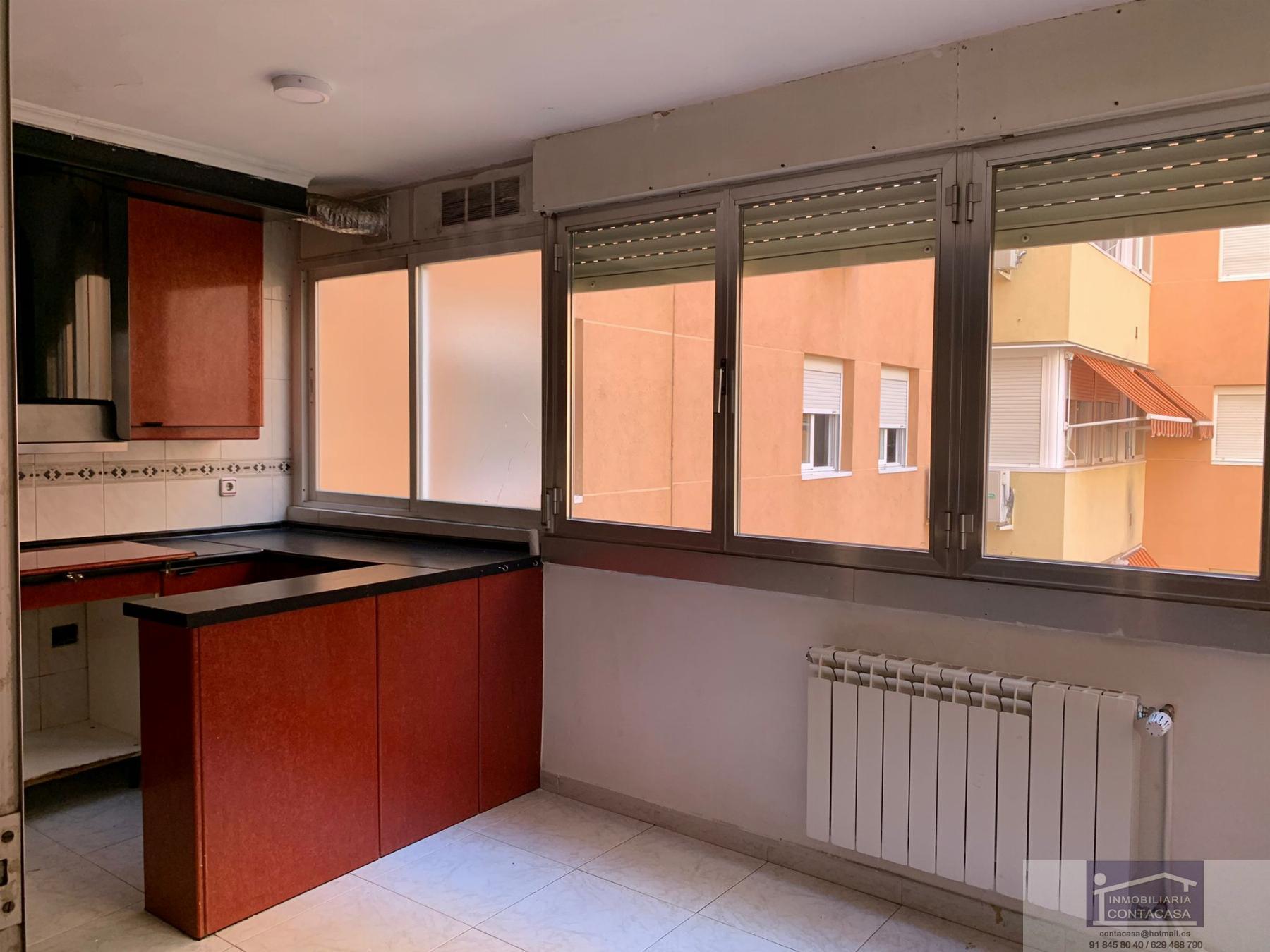 For sale of flat in Móstoles