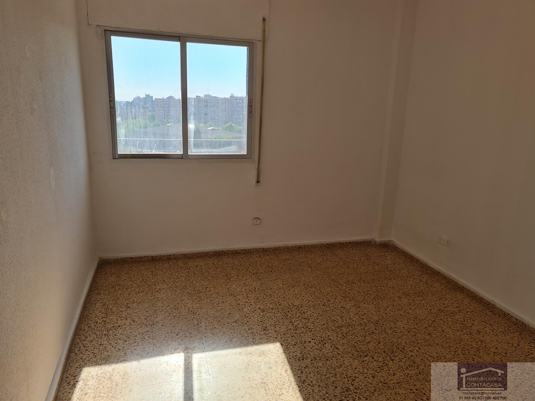 For sale of flat in Fuenlabrada