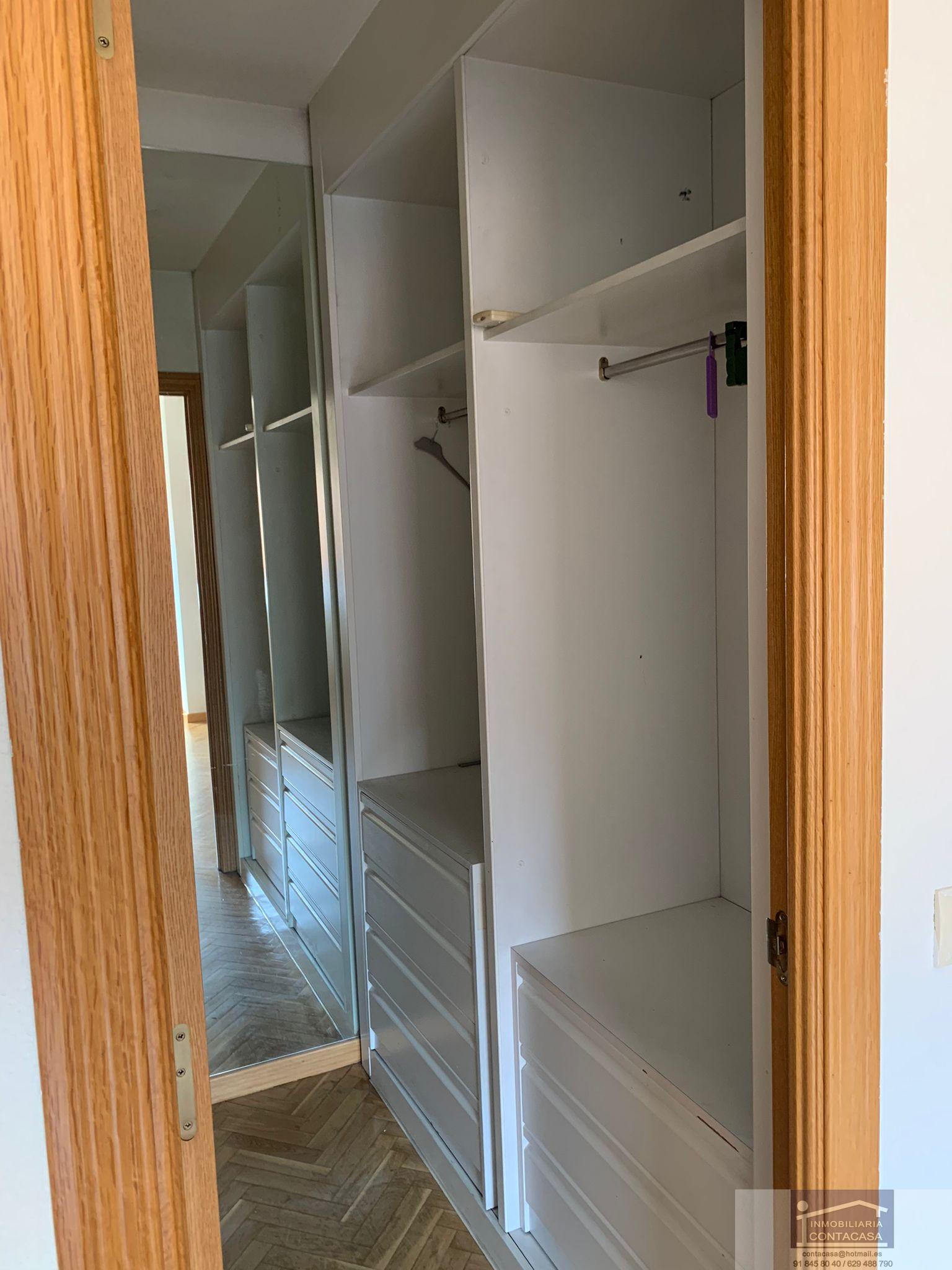 For sale of flat in Coslada