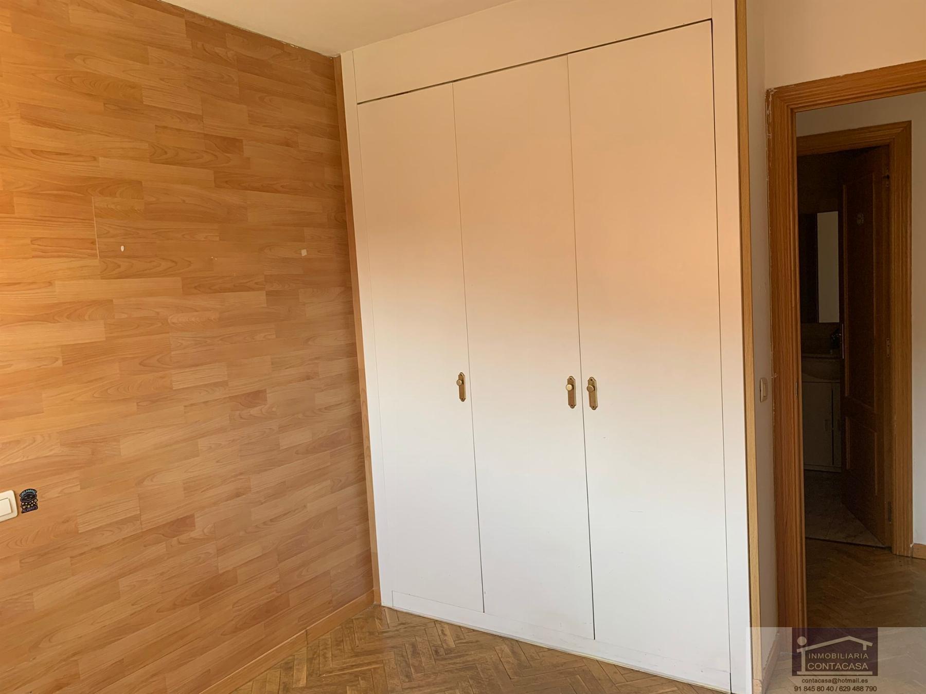 For sale of flat in Coslada