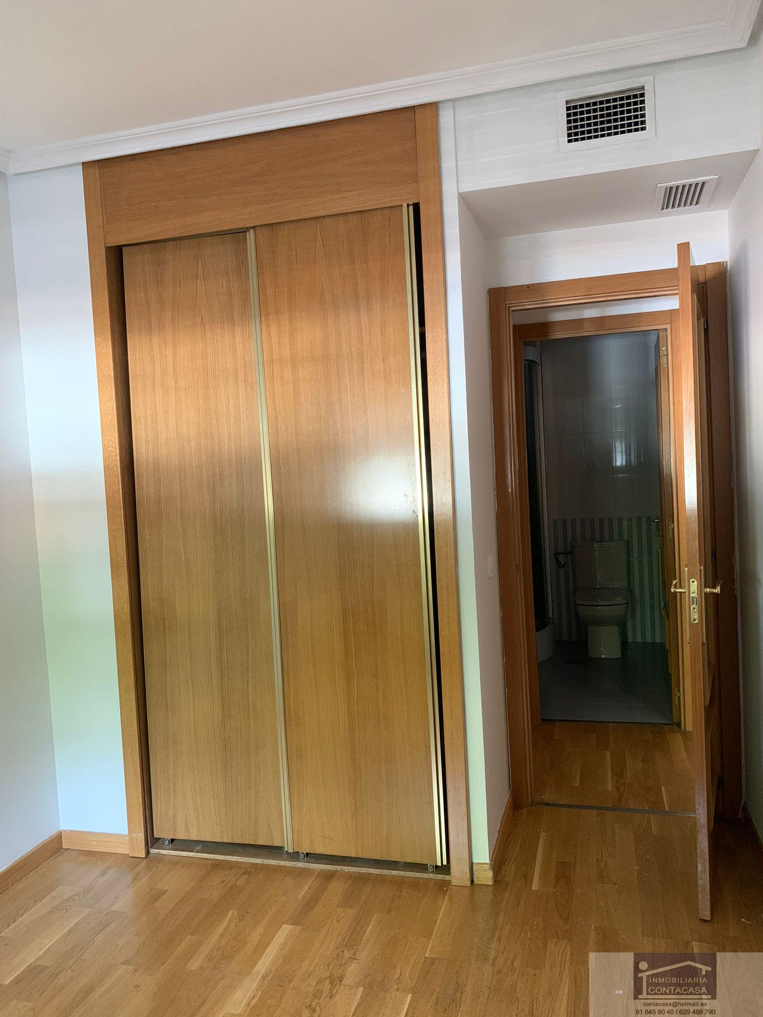 For sale of flat in Madrid