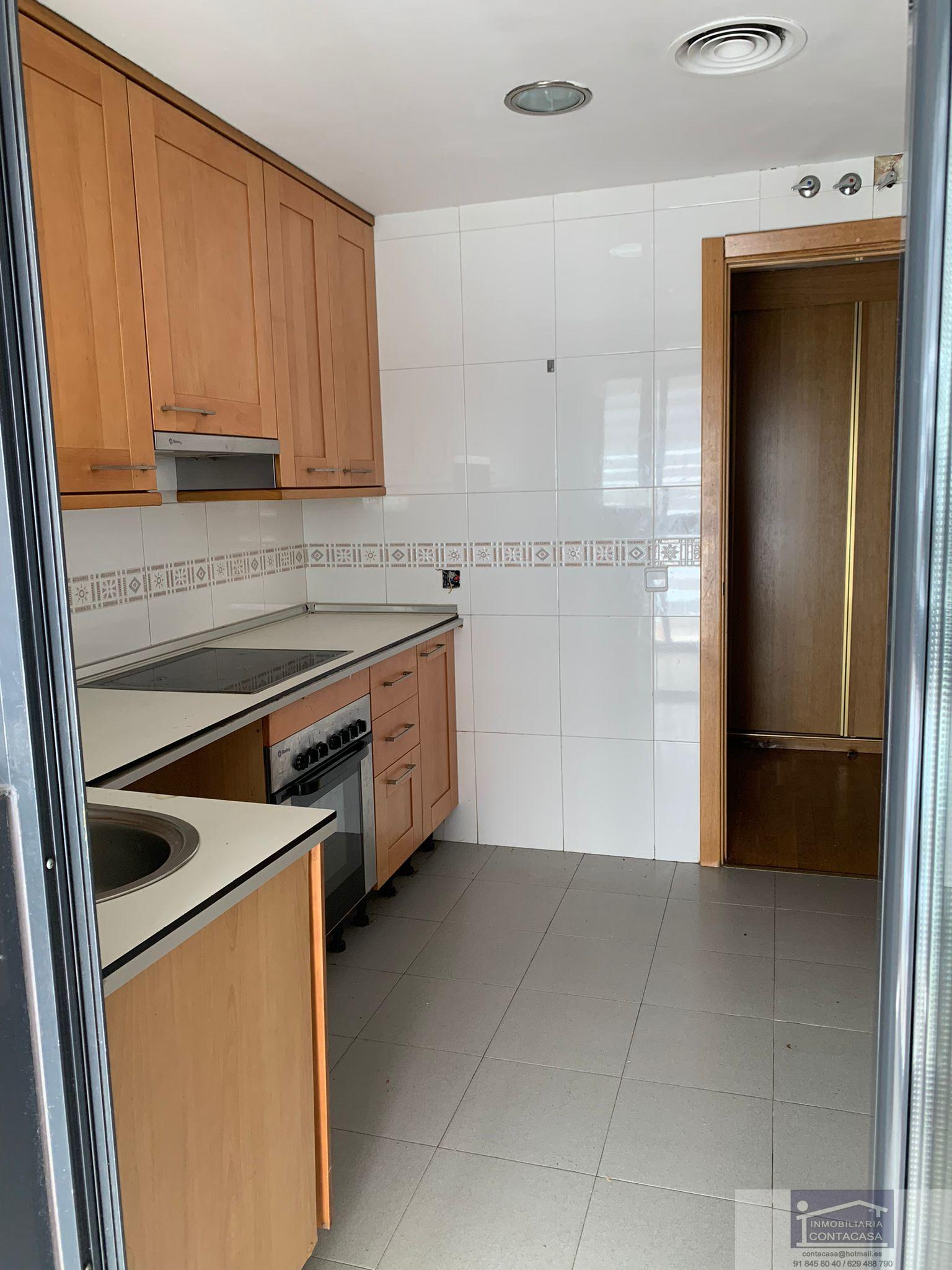 For sale of flat in Madrid