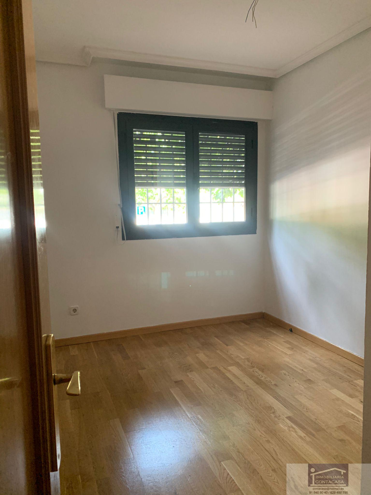 For sale of flat in Madrid