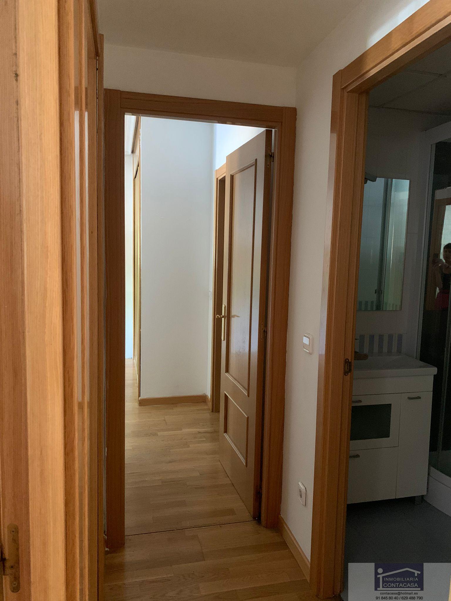 For sale of flat in Madrid
