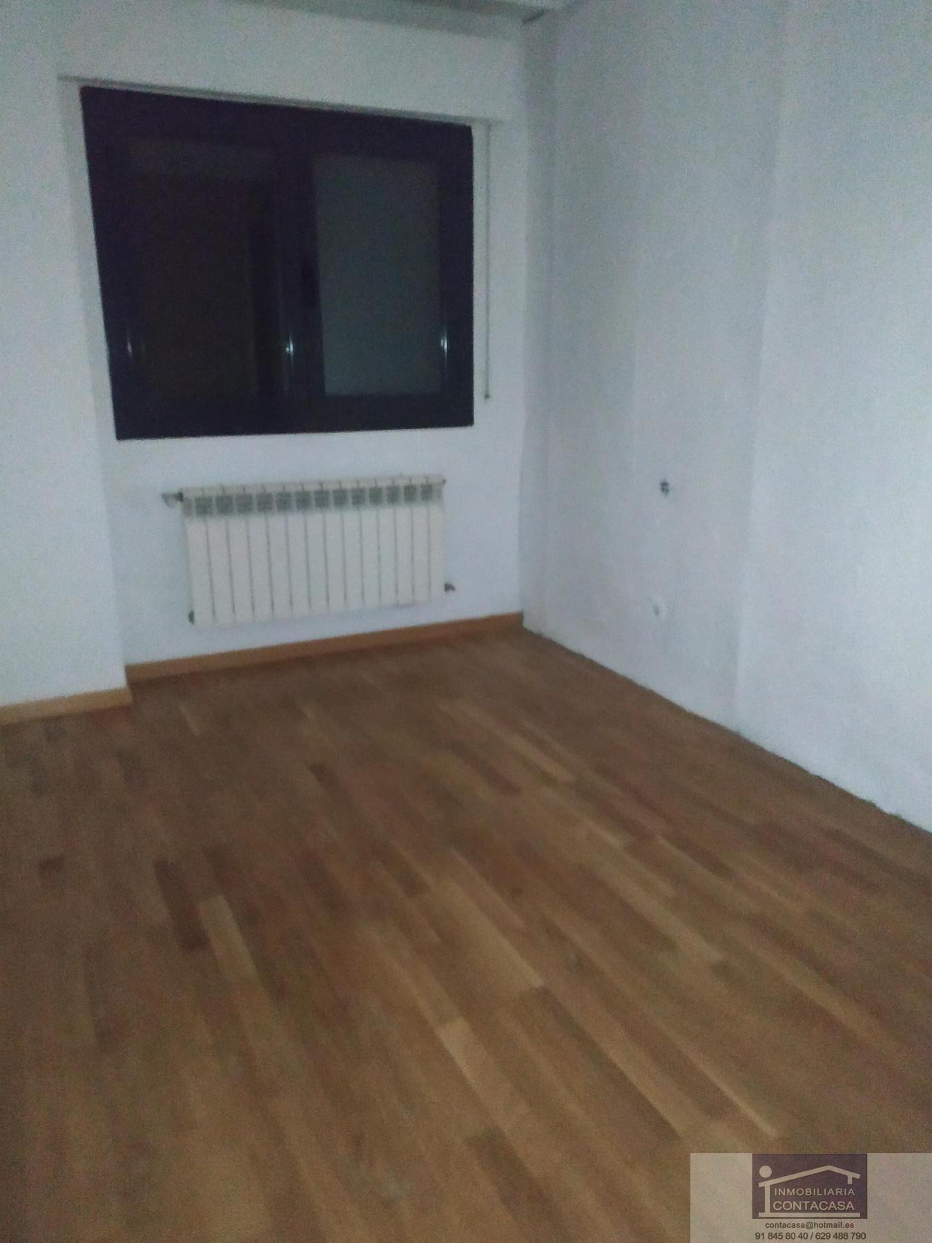 For sale of flat in Madrid