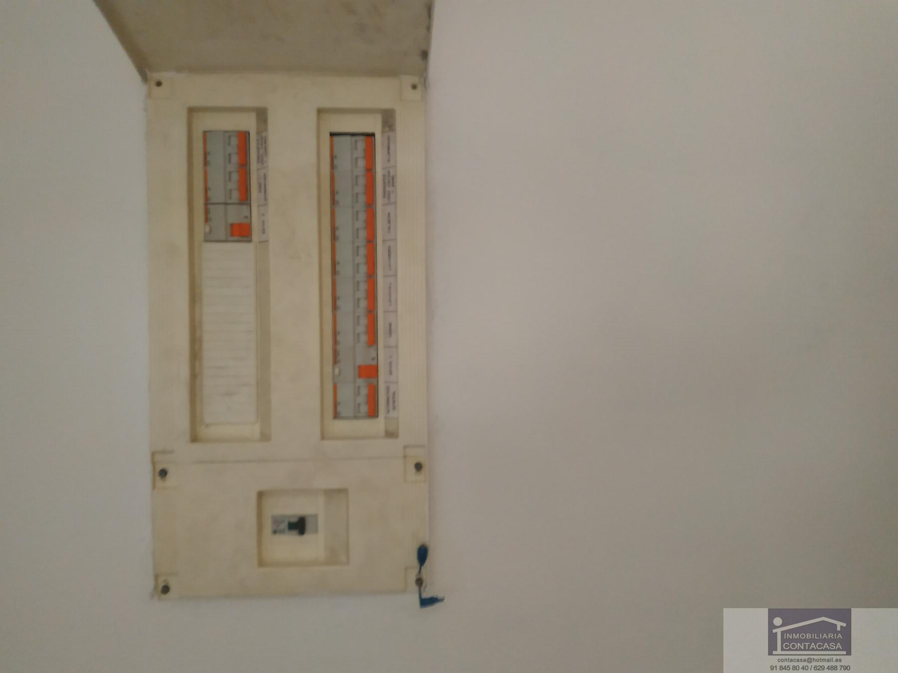 For sale of flat in Madrid