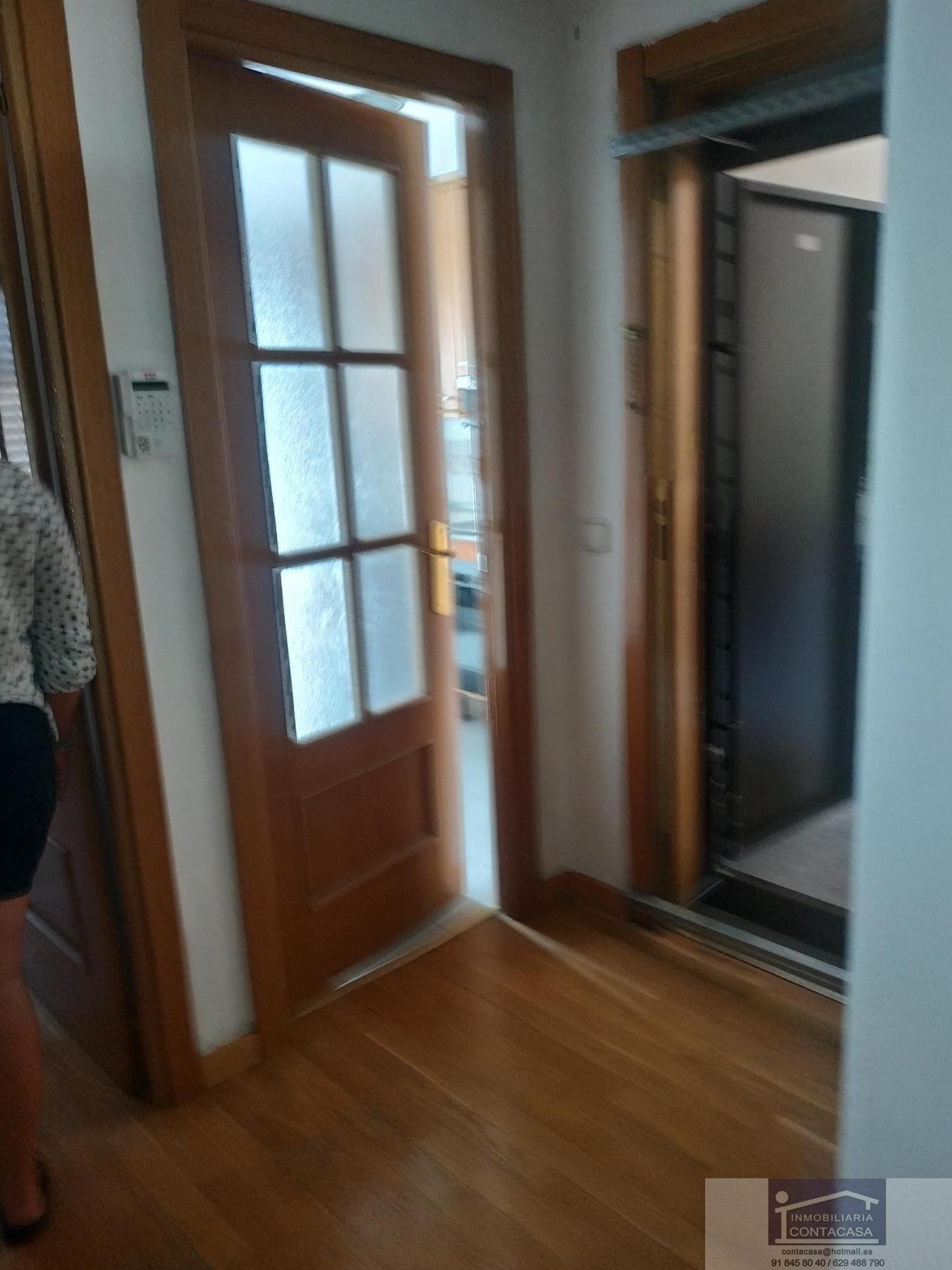 For sale of flat in Madrid