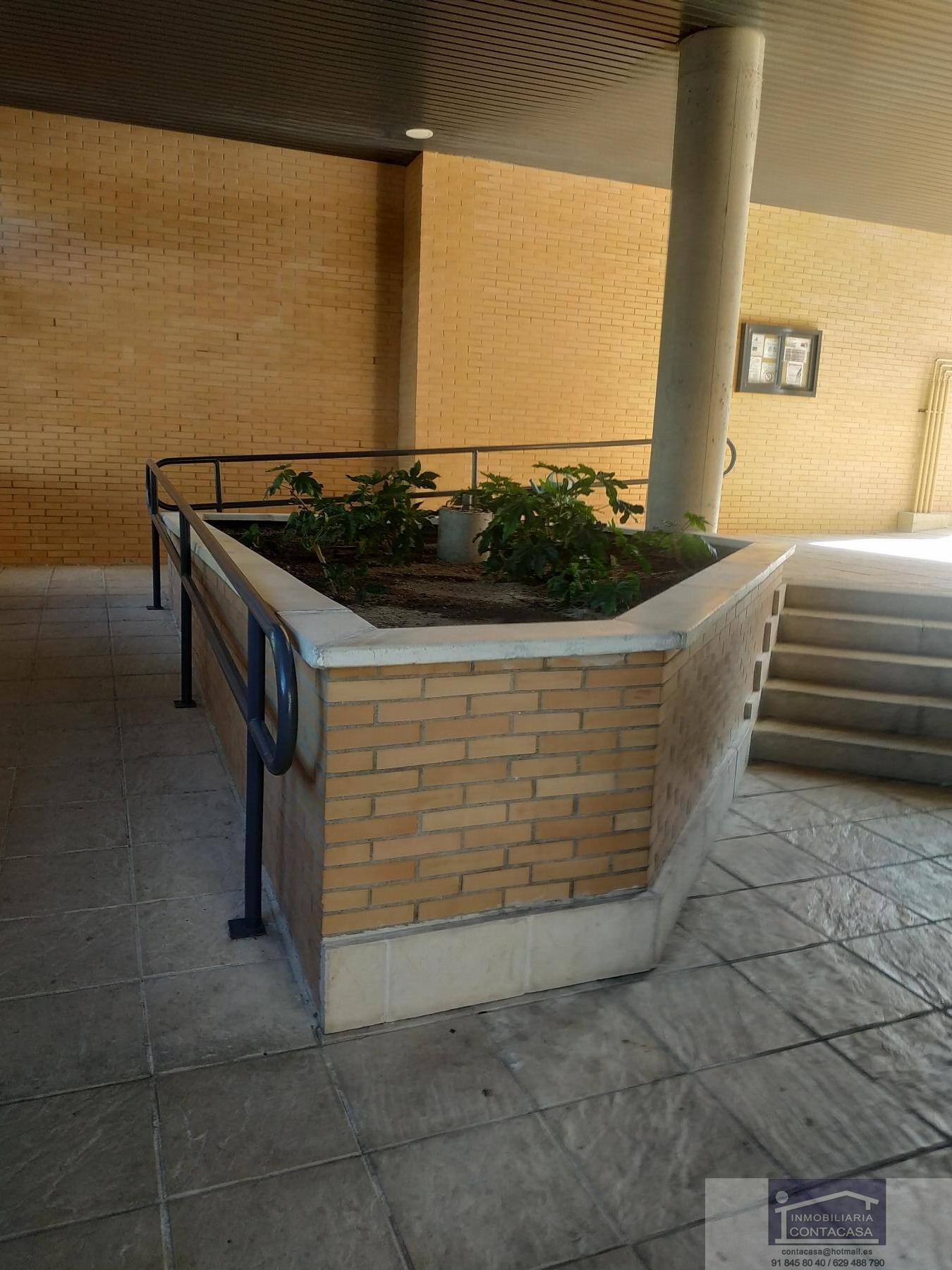 For sale of flat in Madrid