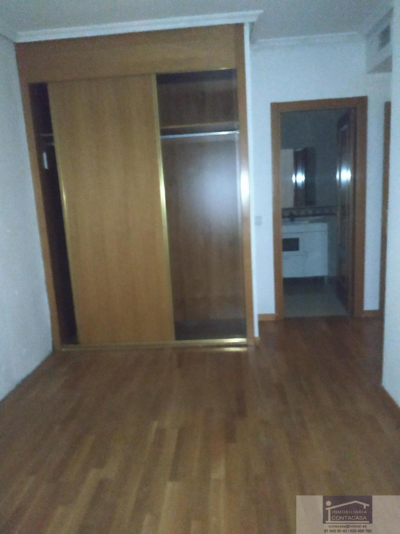 For sale of flat in Madrid