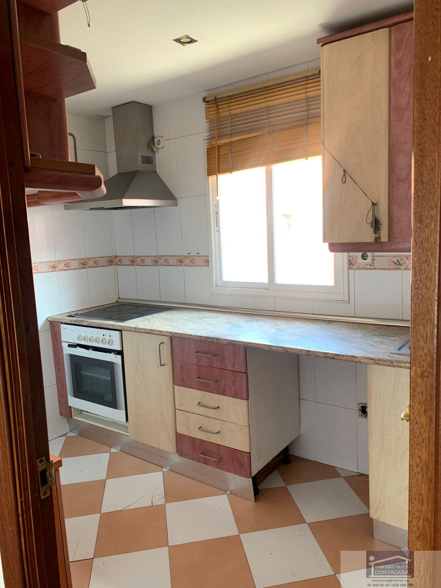For sale of flat in Madrid