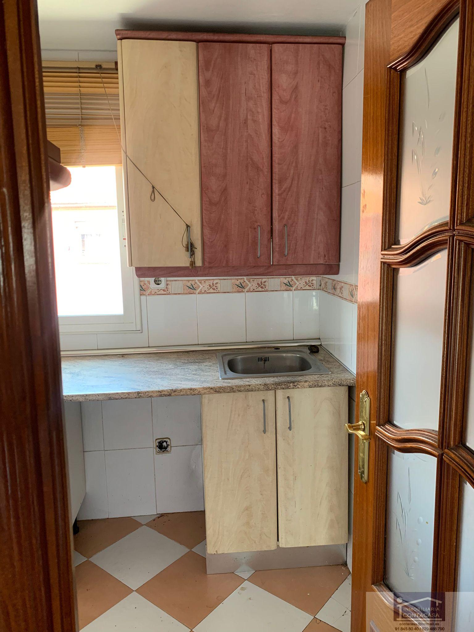For sale of flat in Madrid