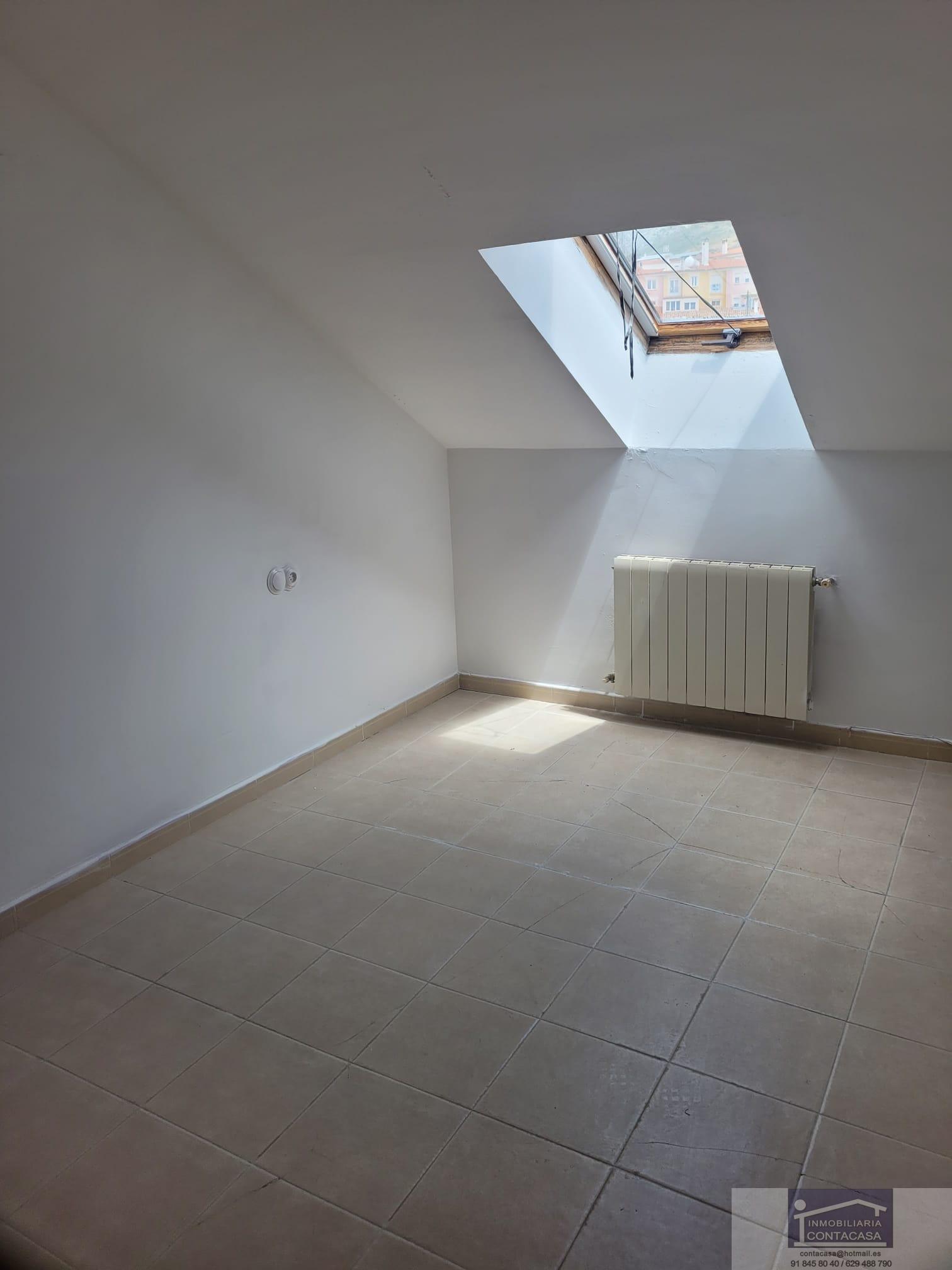 For sale of flat in Cuenca