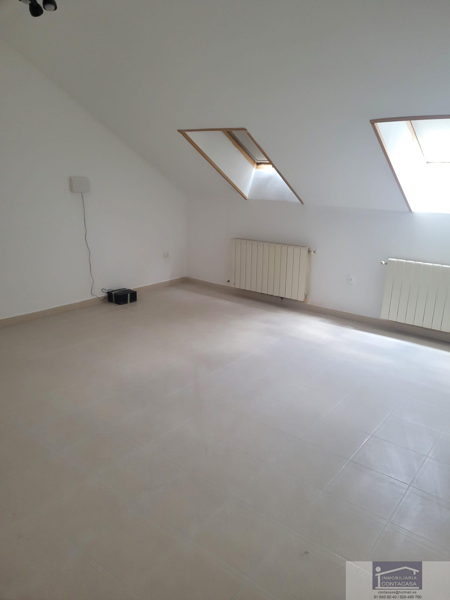 For sale of flat in Cuenca