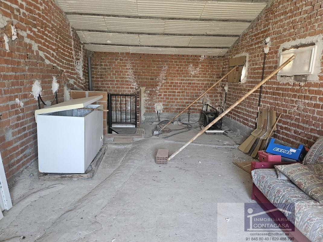 For rent of commercial in Navalafuente