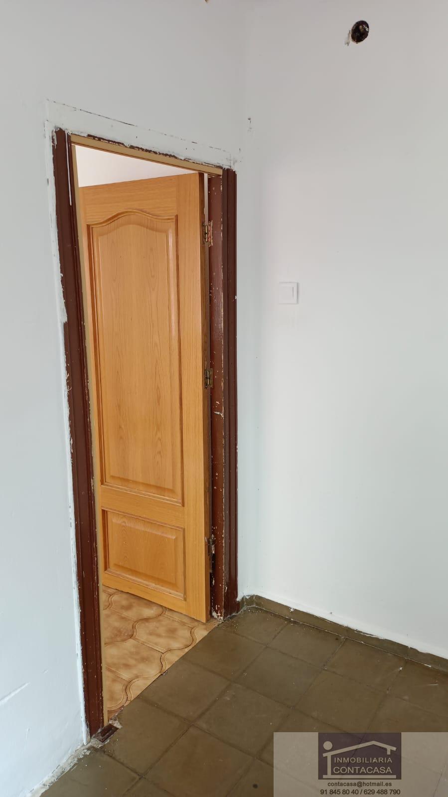 For sale of flat in Madrid