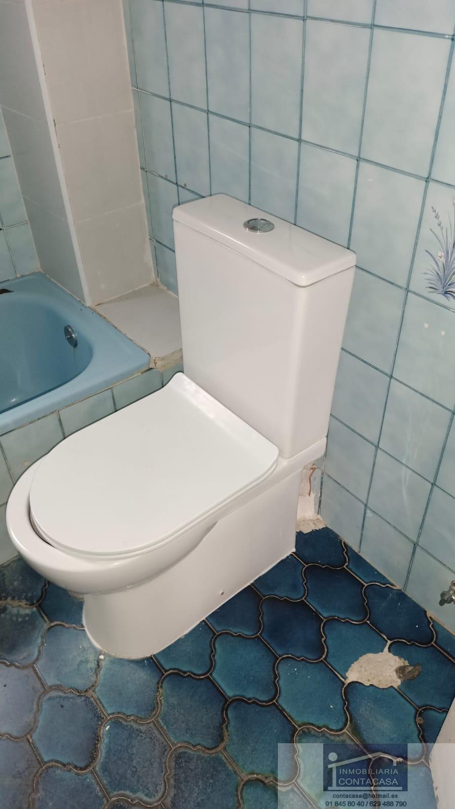 For sale of flat in Madrid