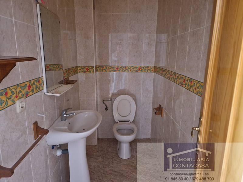 For sale of house in Ajofrín