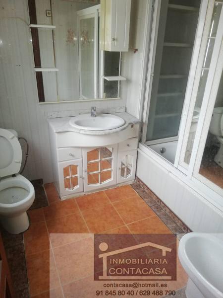 For sale of house in Yepes