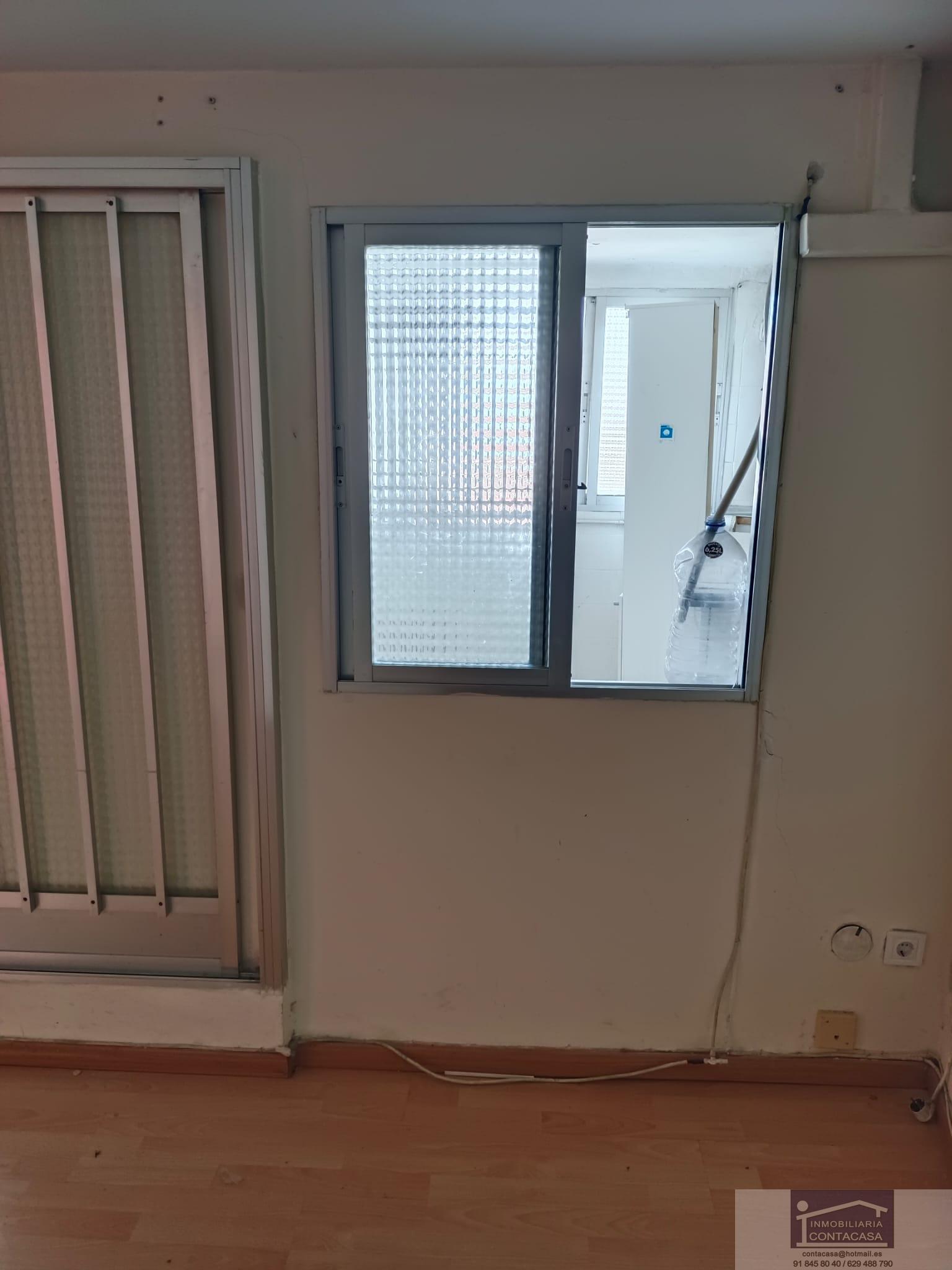 For sale of flat in Madrid