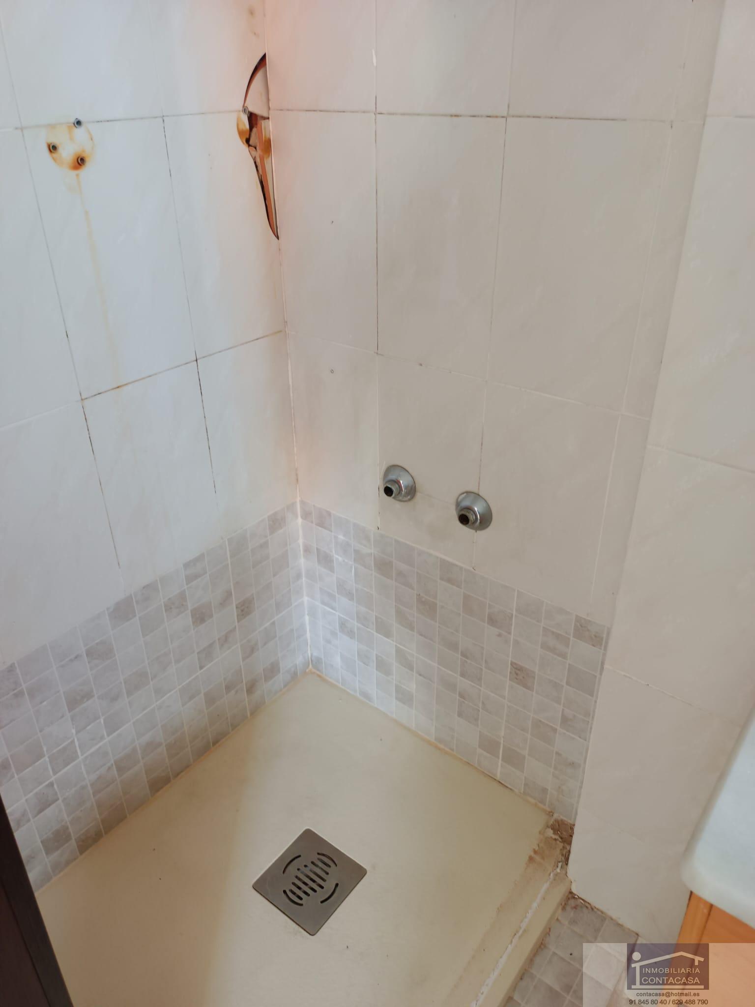 For sale of flat in Madrid