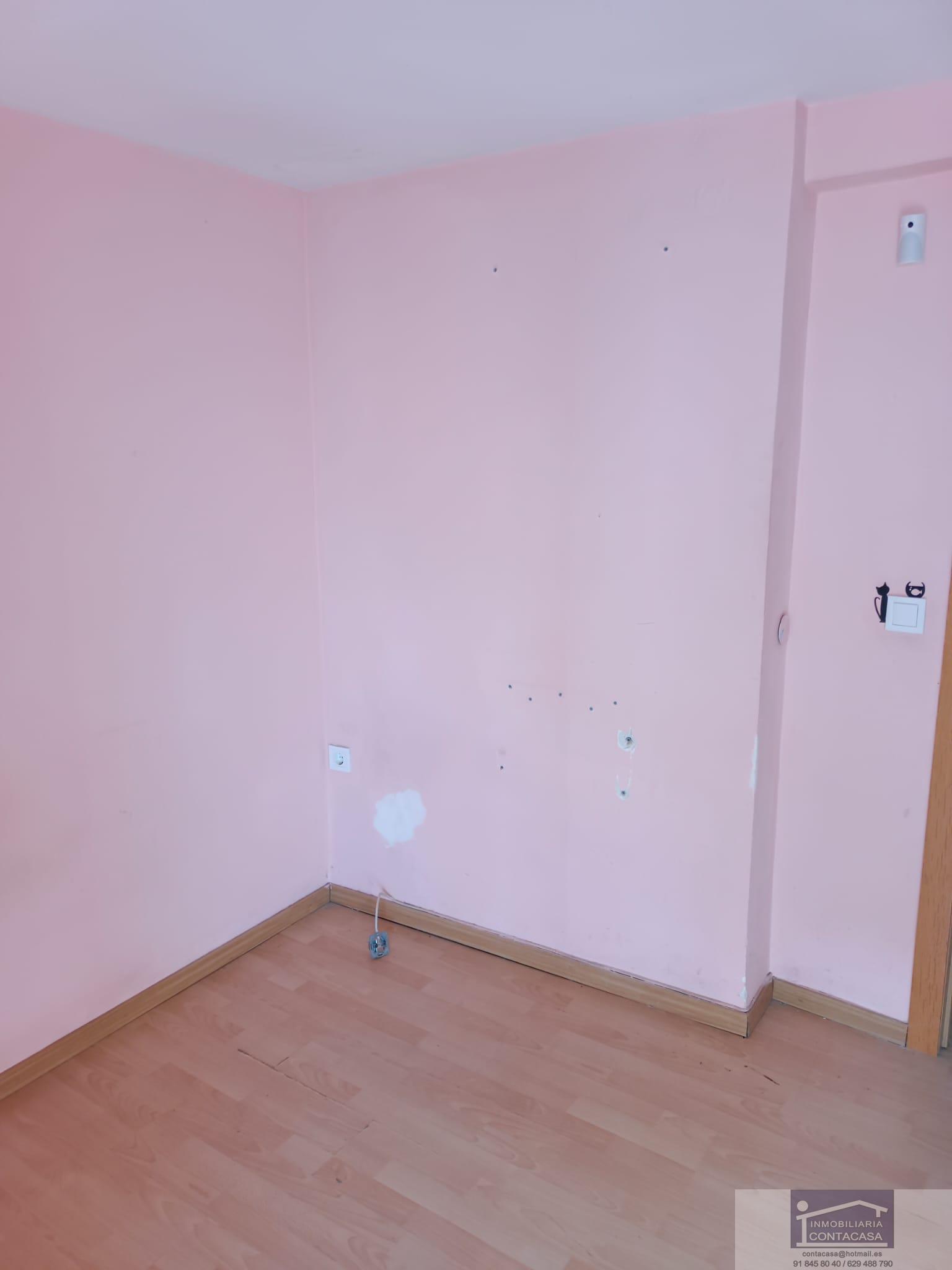 For sale of flat in Madrid