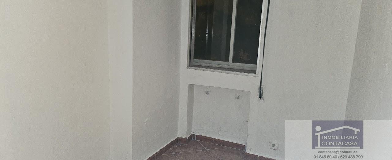 For sale of flat in Madrid