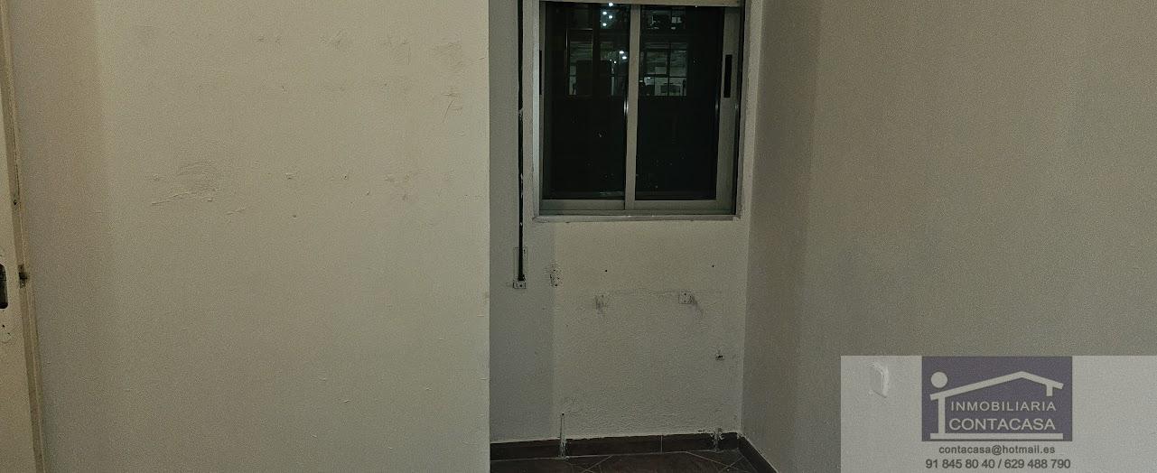 For sale of flat in Madrid