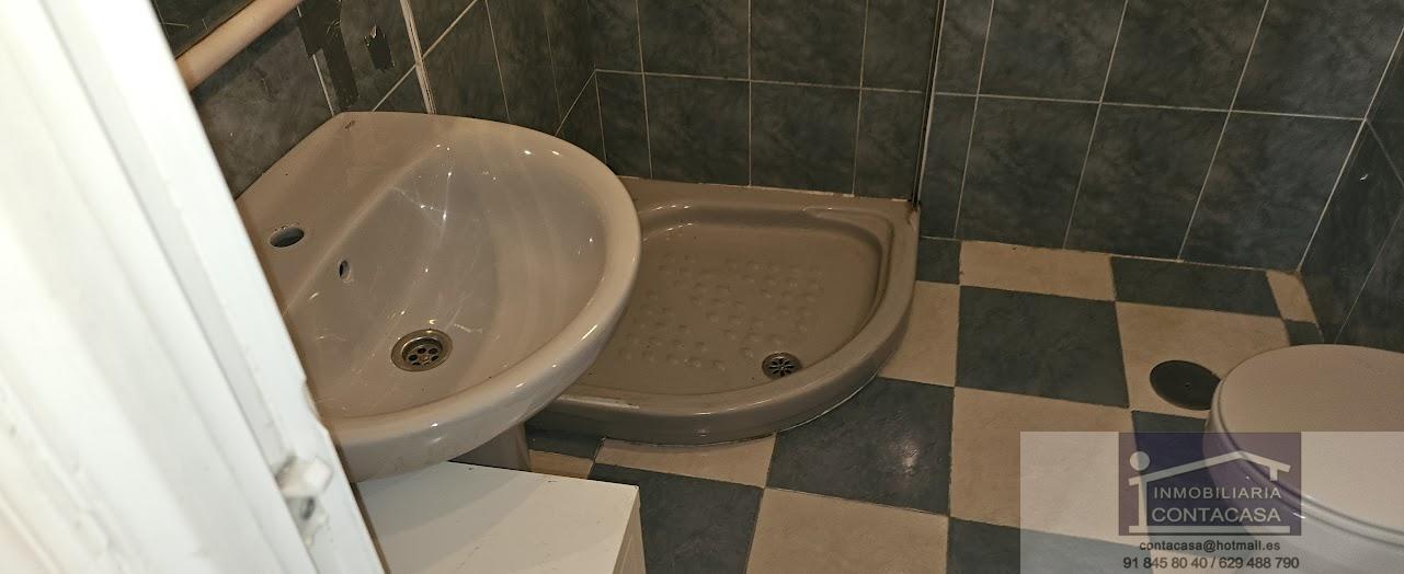 For sale of flat in Madrid