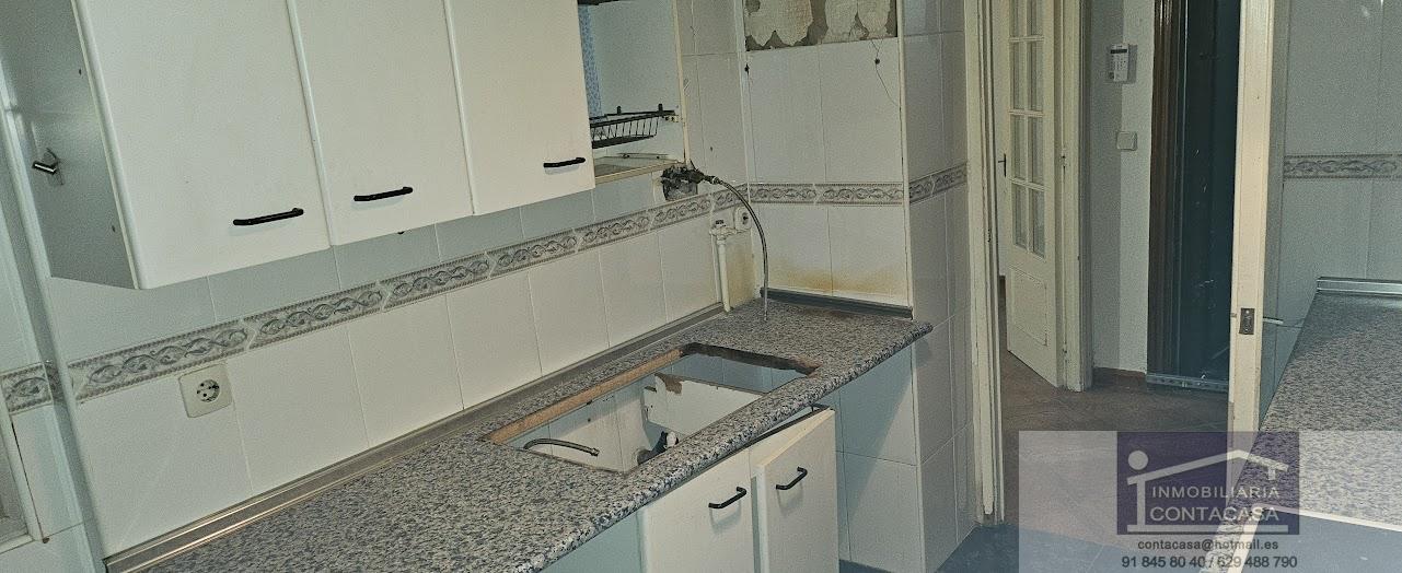 For sale of flat in Madrid