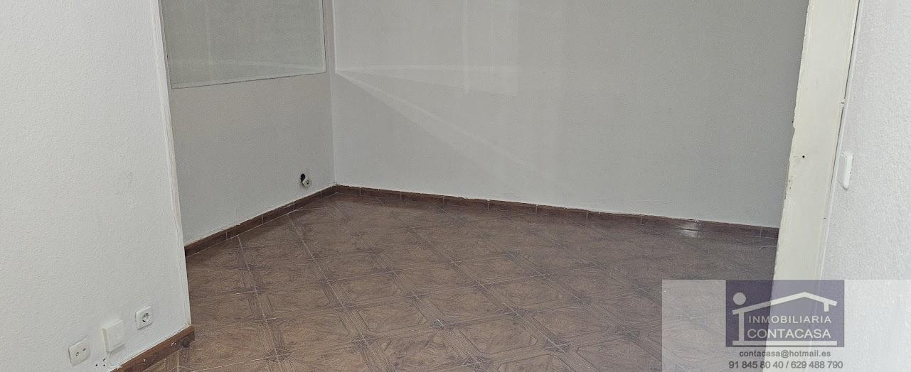 For sale of flat in Madrid