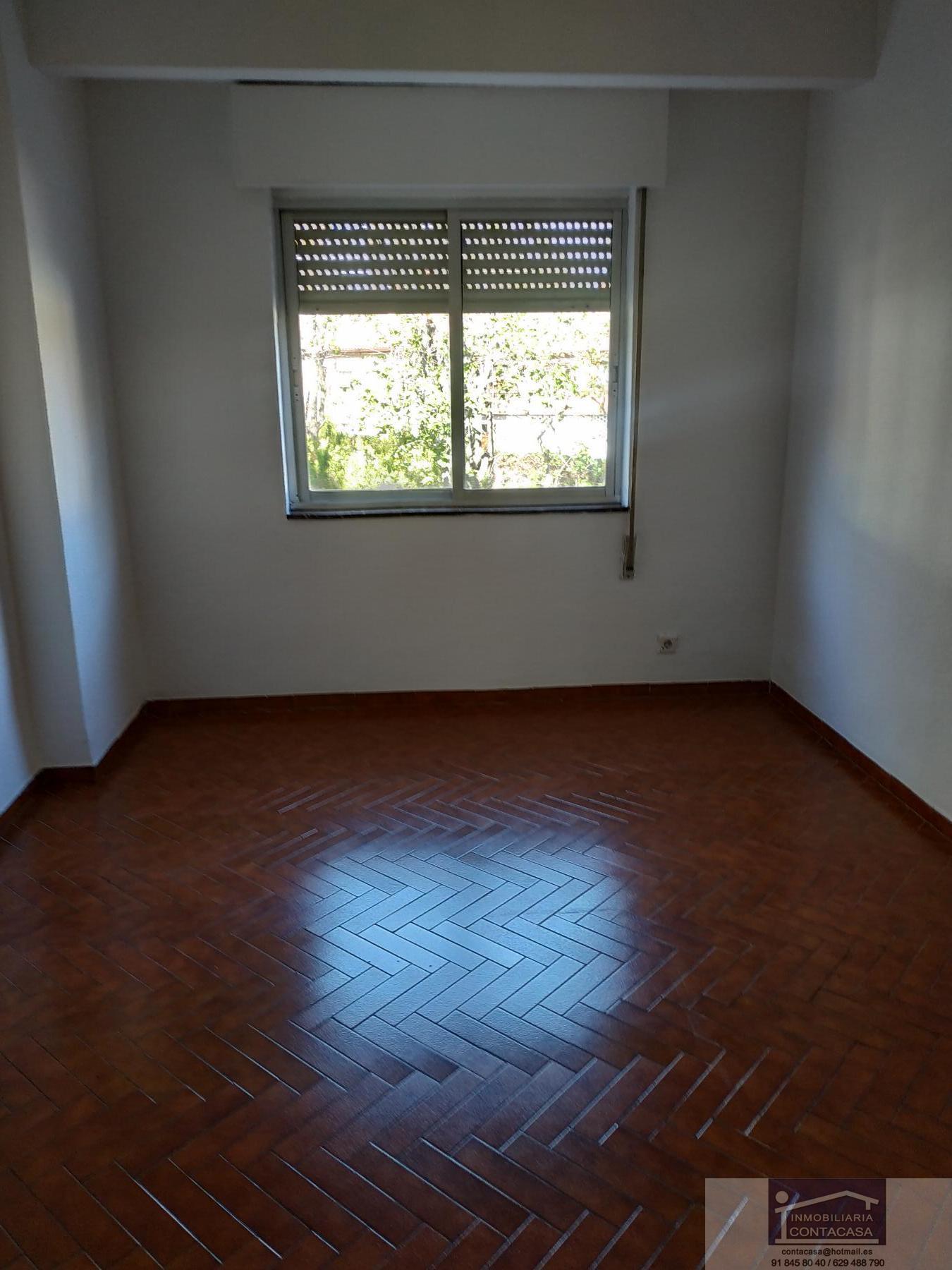 For sale of flat in Colmenar Viejo