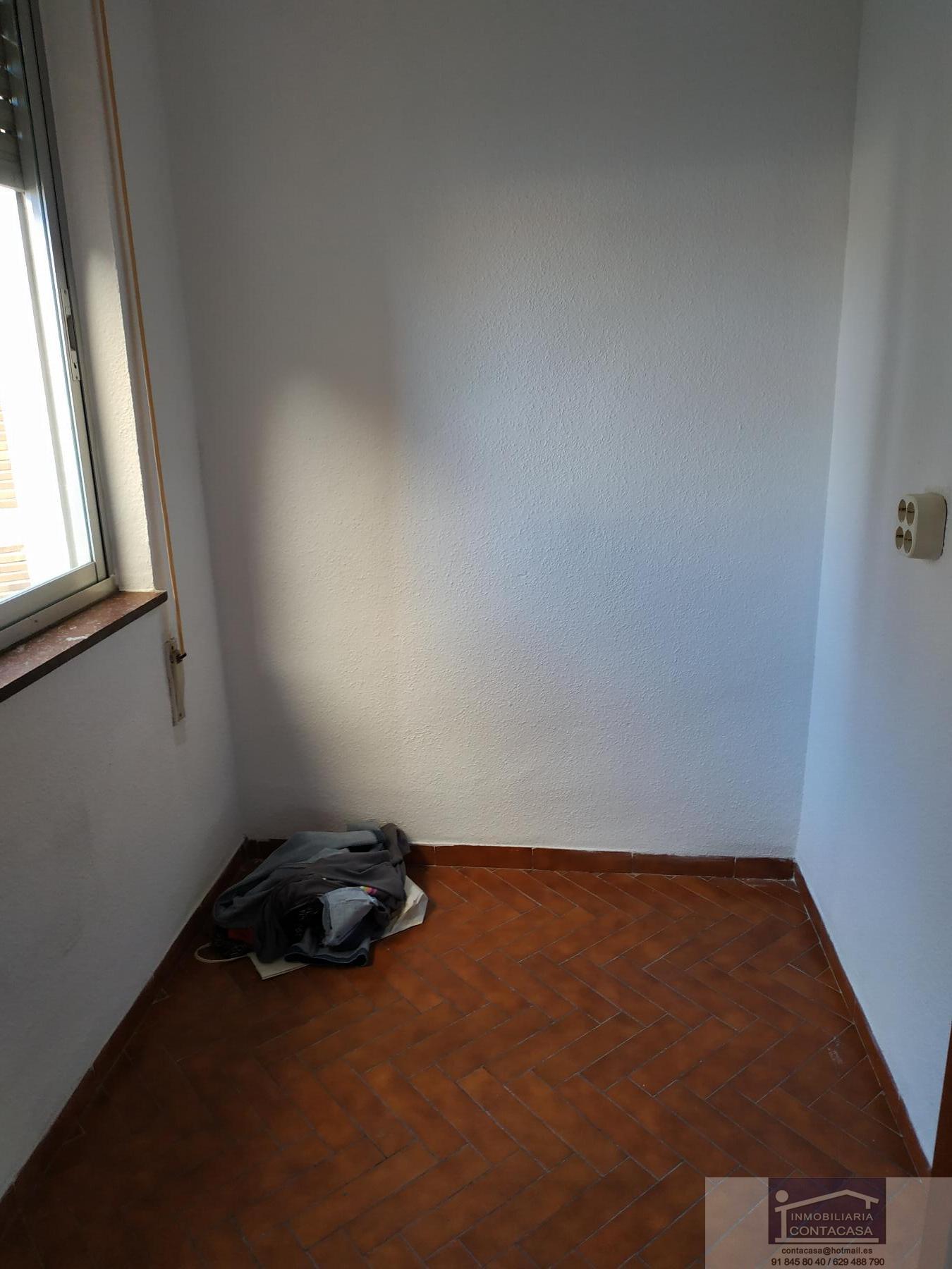 For sale of flat in Colmenar Viejo