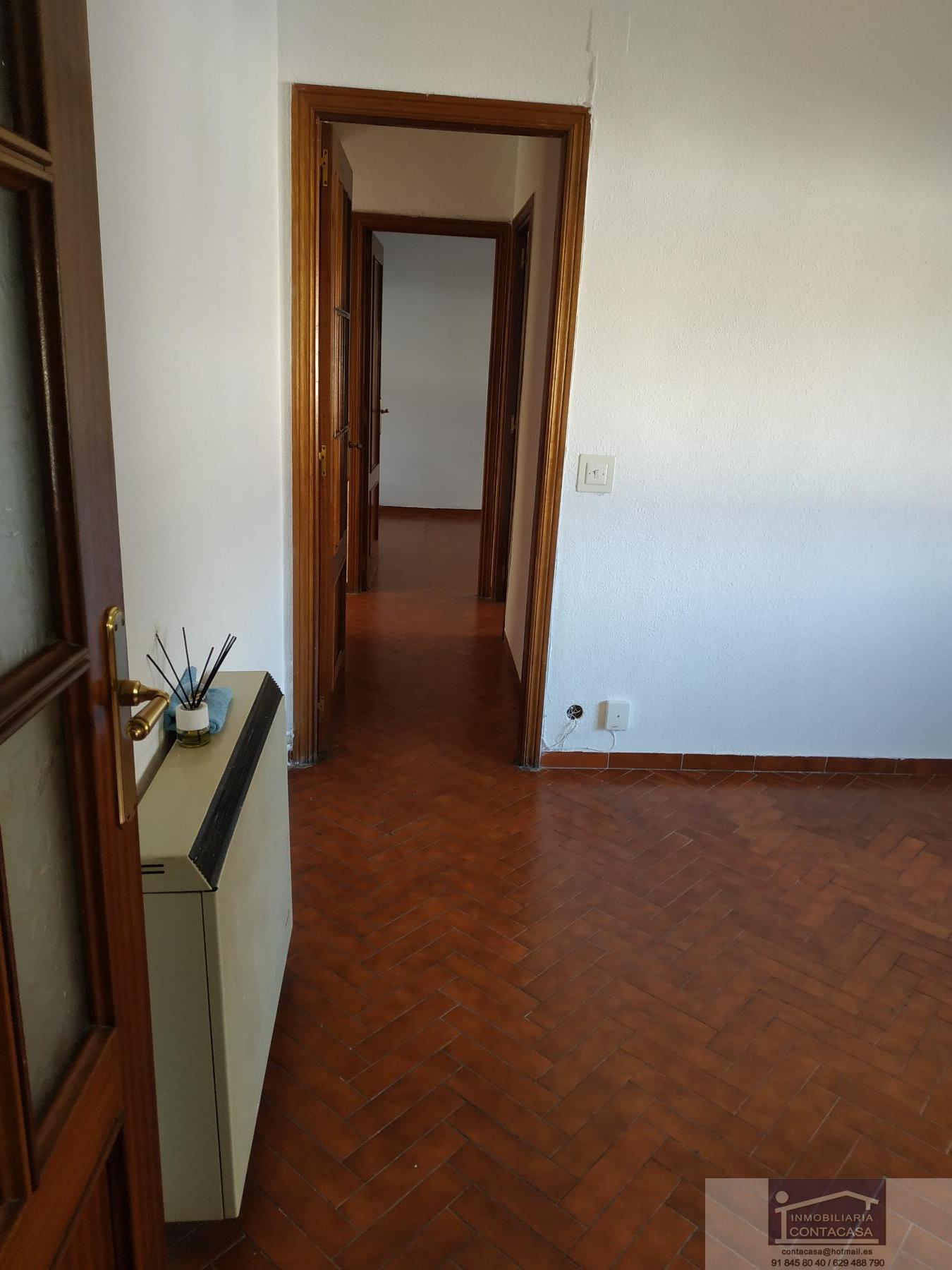For sale of flat in Colmenar Viejo