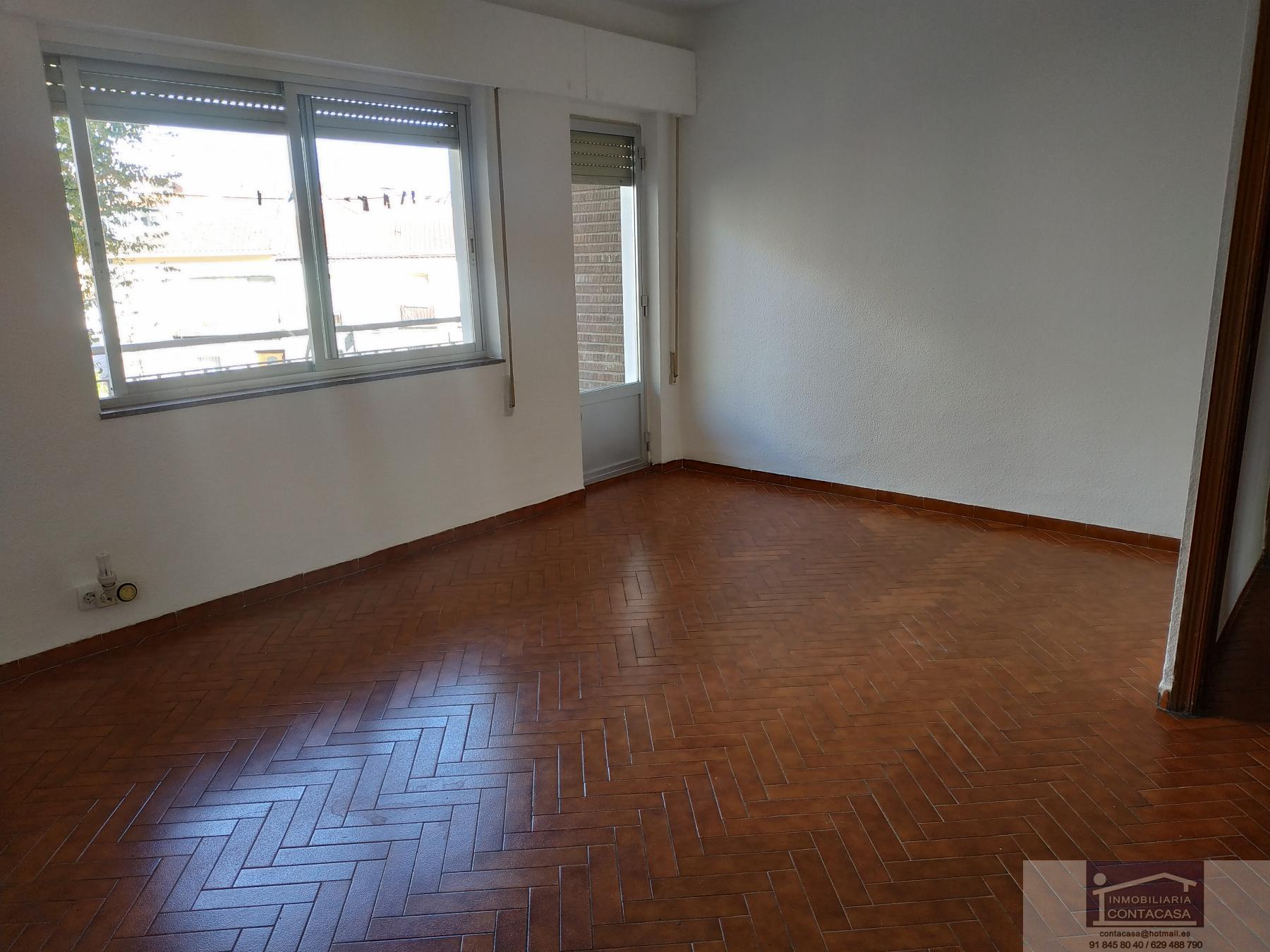 For sale of flat in Colmenar Viejo