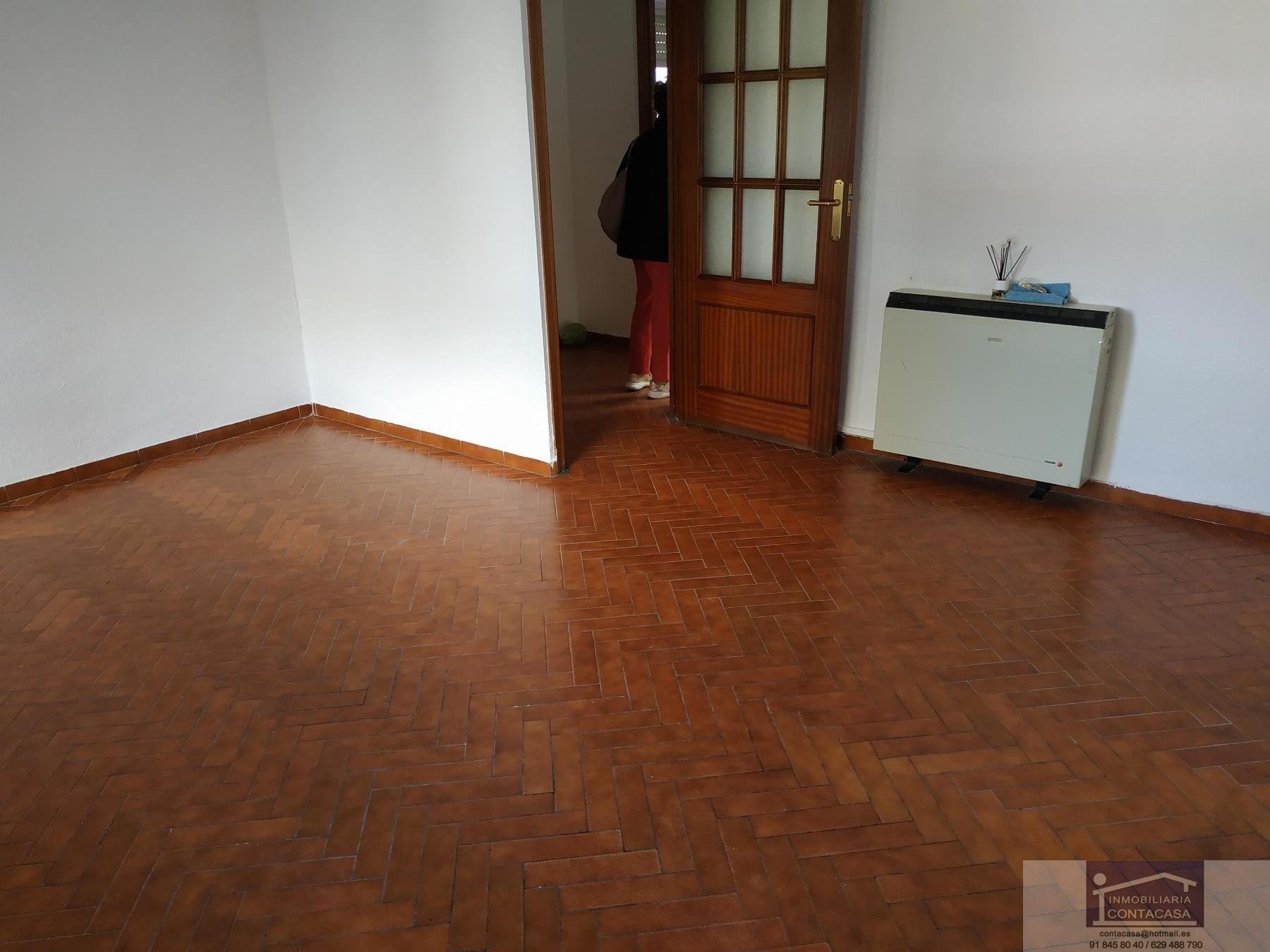 For sale of flat in Colmenar Viejo