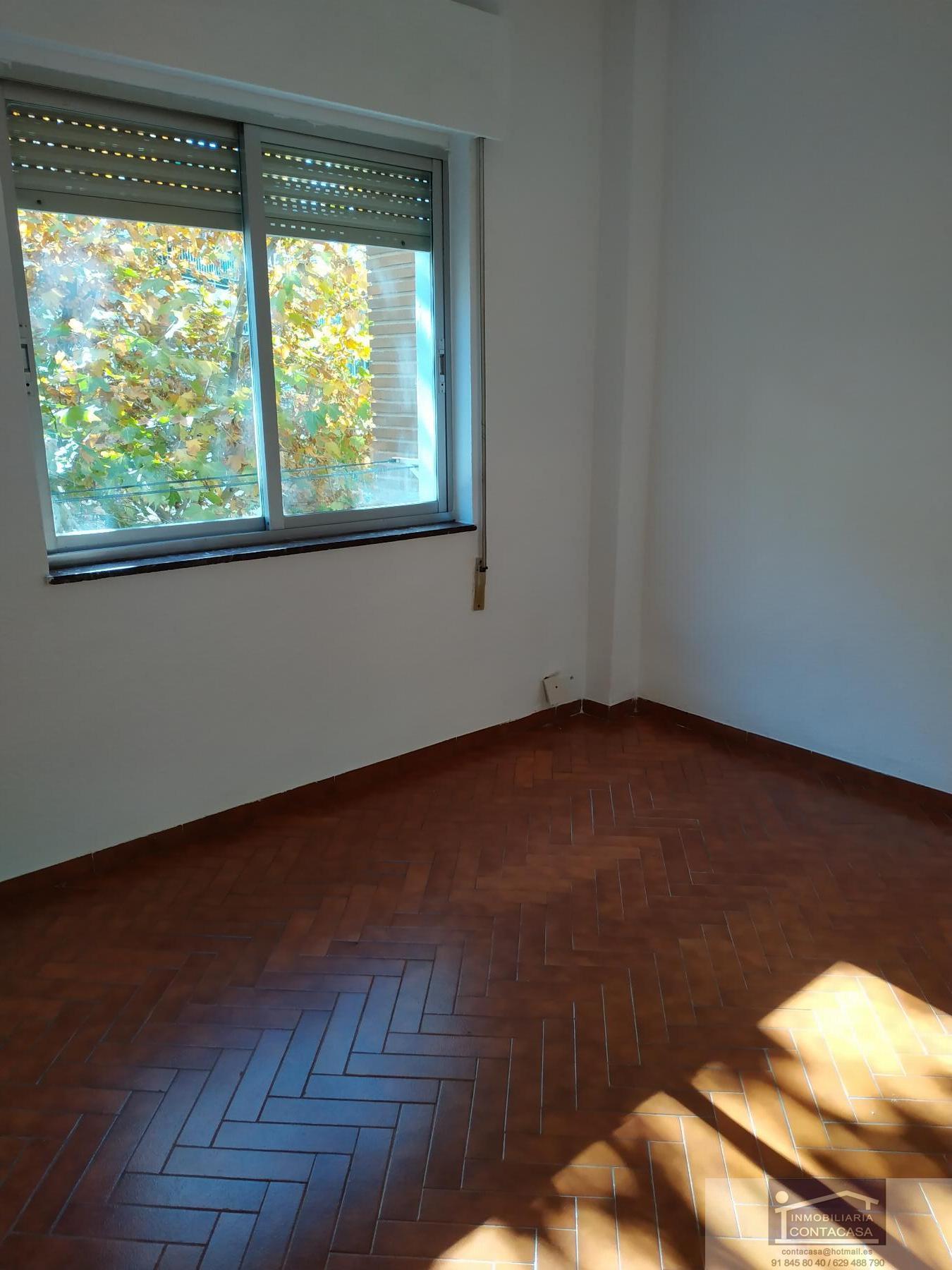 For sale of flat in Colmenar Viejo