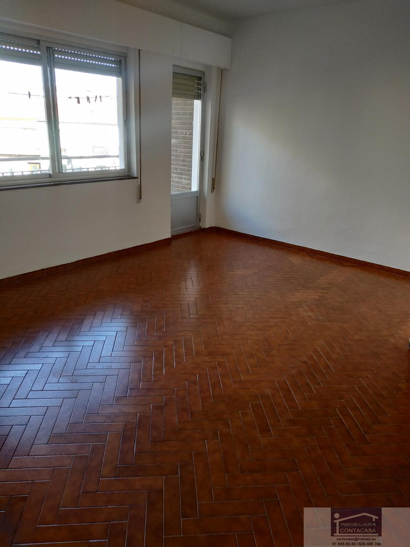 For sale of flat in Colmenar Viejo