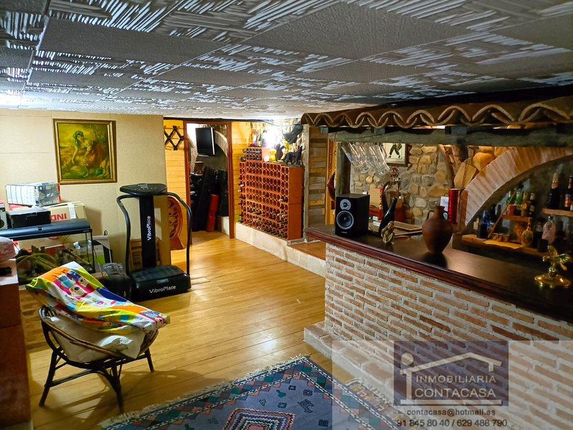 For sale of chalet in Cabanillas de la Sierra