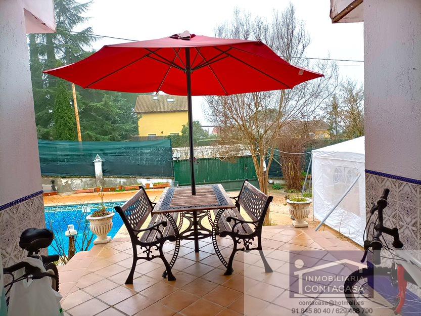 For sale of chalet in Cabanillas de la Sierra