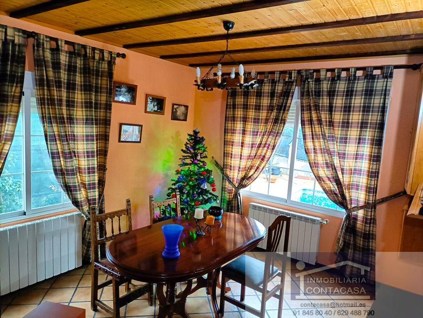 For sale of chalet in Cabanillas de la Sierra