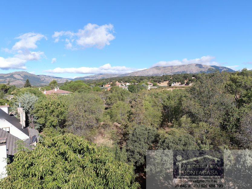 For sale of chalet in Cabanillas de la Sierra