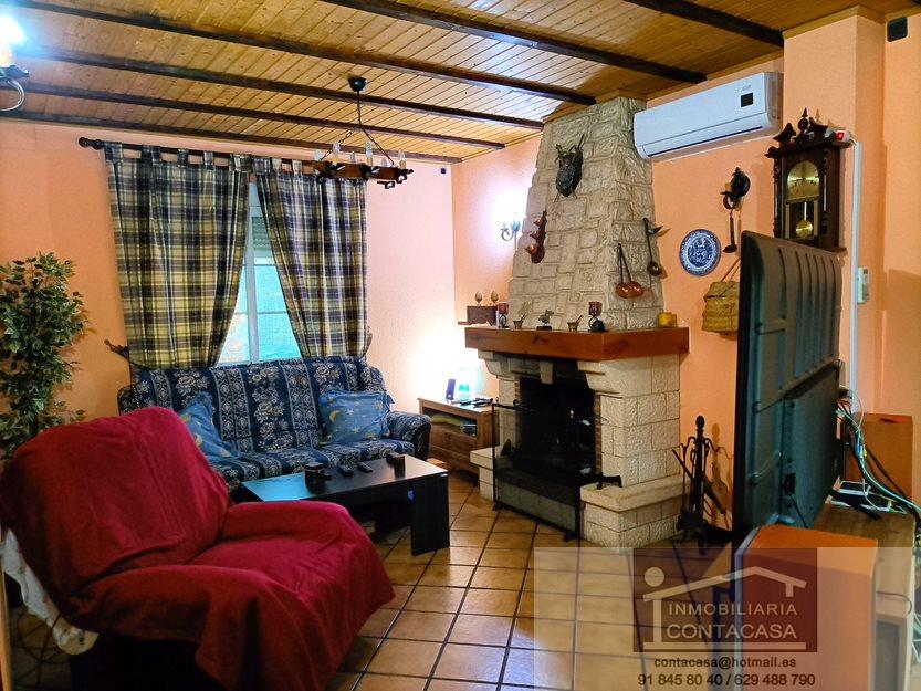 For sale of chalet in Cabanillas de la Sierra