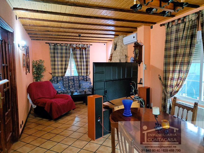 For sale of chalet in Cabanillas de la Sierra