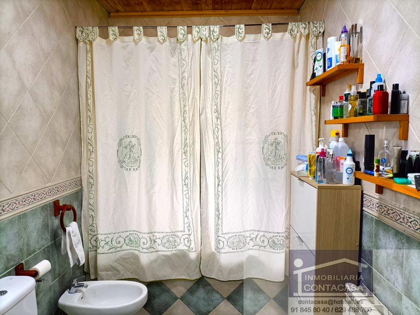 For sale of chalet in Cabanillas de la Sierra