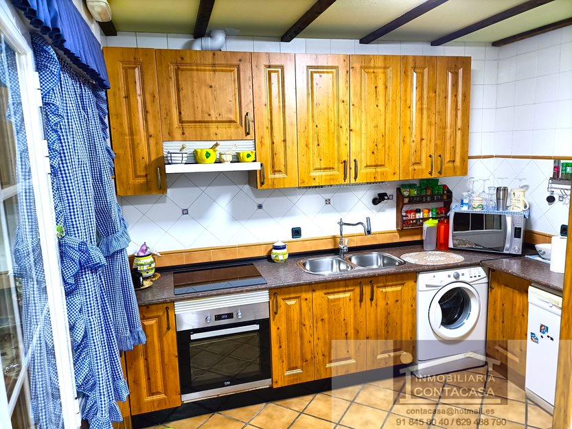 For sale of chalet in Cabanillas de la Sierra