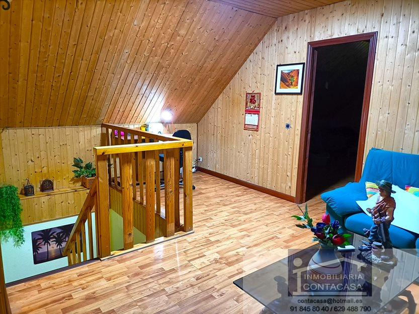 For sale of chalet in Cabanillas de la Sierra