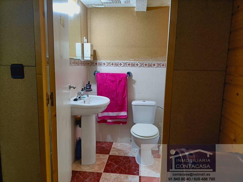 For sale of chalet in Cabanillas de la Sierra